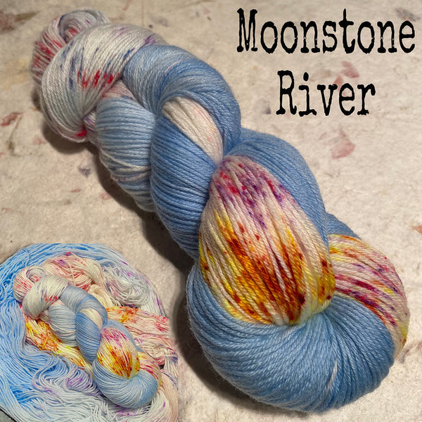 IxCHeL Fibre & Yarns 4ply Sock Yarn colourway Moonstone River