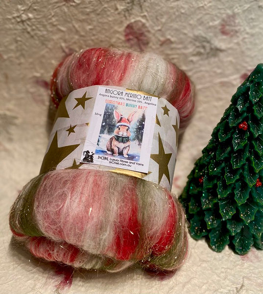 IxCHeL Fibre & Yarns Angora Merino Batts colourway Christmas Bunny