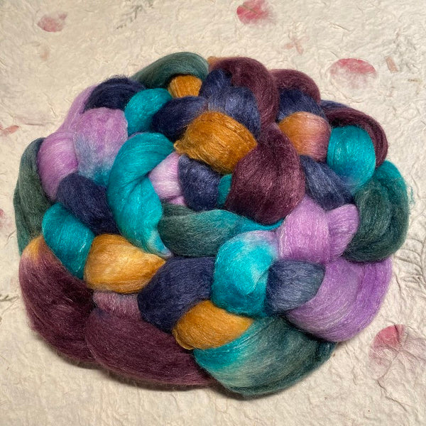 Ixchel Fibre & Yarns Blossom Bunny Tops colourway Glamorous