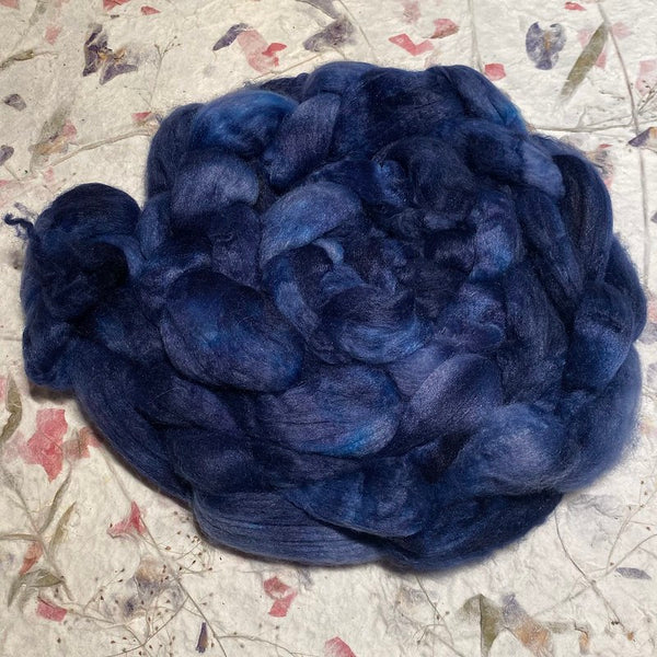 IxCHeL Fibre & Yarns Cashmere Fling Tops colourway Indigo