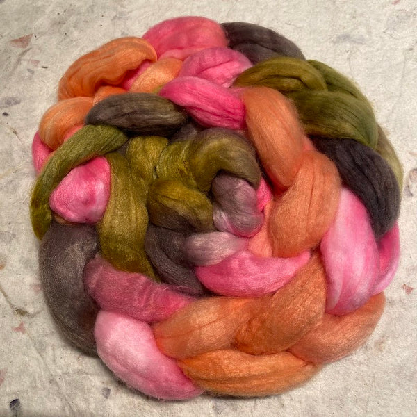 IxCHeL Fibre & Yarns Cashmere Fling Tops colourway Lotus Flowers