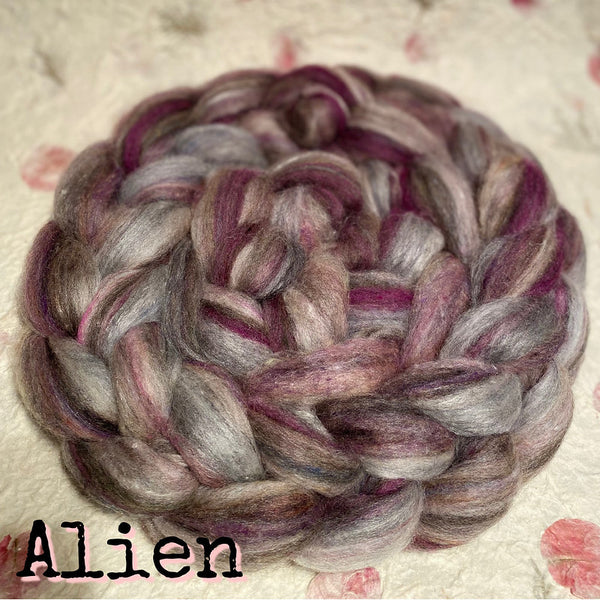 IxCHeL Fibre & Yarns Frankenfluff Tops colourway Alien