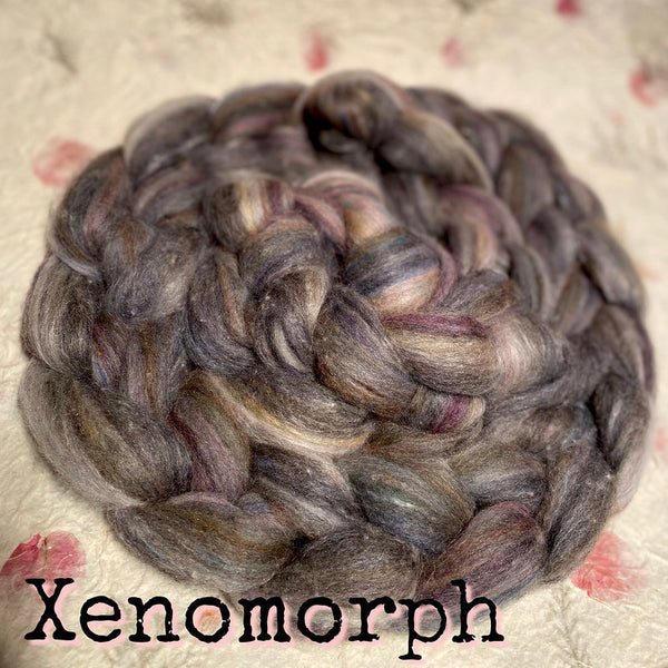 IxCHeL Fibre & Yarns Frankenfluff Tops colourway Xenomorph
