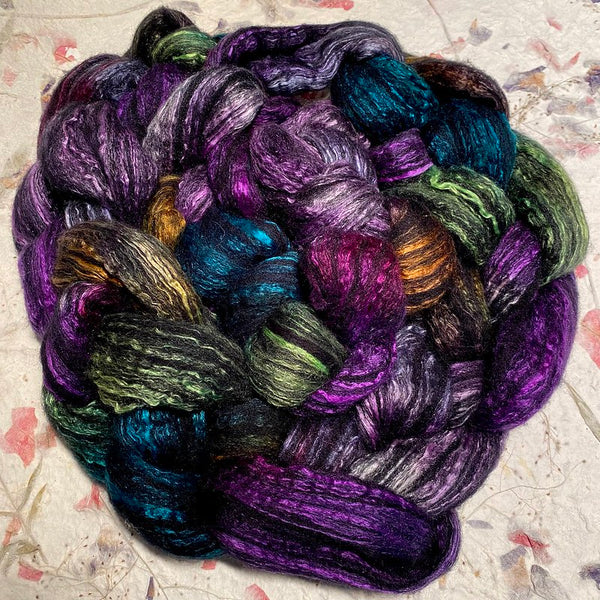 IxCHeL Fibre & Yarns Gothic Tops colourway Secret Garden