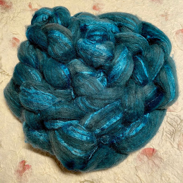 IxCHeL Fibre & Yarns Grey Shetland Mulberry Silk Cashmere Tops colourway Freezing In A Kilt Dyed With Woad