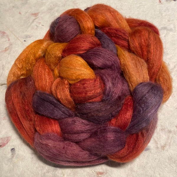 IxCHeL Fibre & Yarns Guanaco Blend Tops colourway Autumn