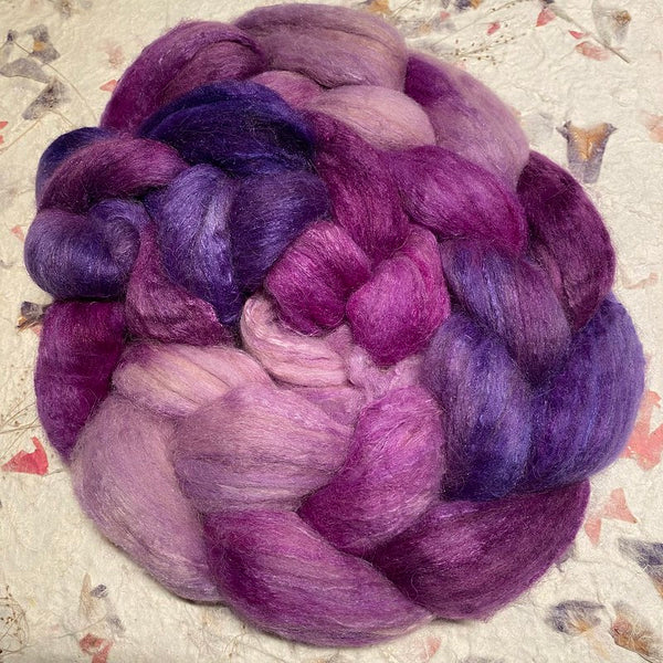 IxCHeL Fibre & Yarns Guanaco Blend Tops colourway Lavender Love