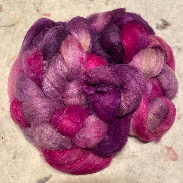 IxCHeL Fibre & Yarns Guanaco Blend Tops colourway Raspberry Surprise