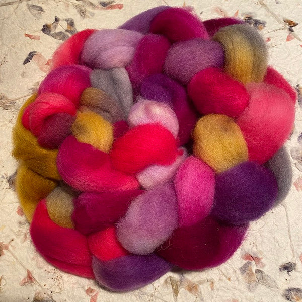 IxCHeL Fibre & Yarns Hog Island Tops colourway Iris Discovery