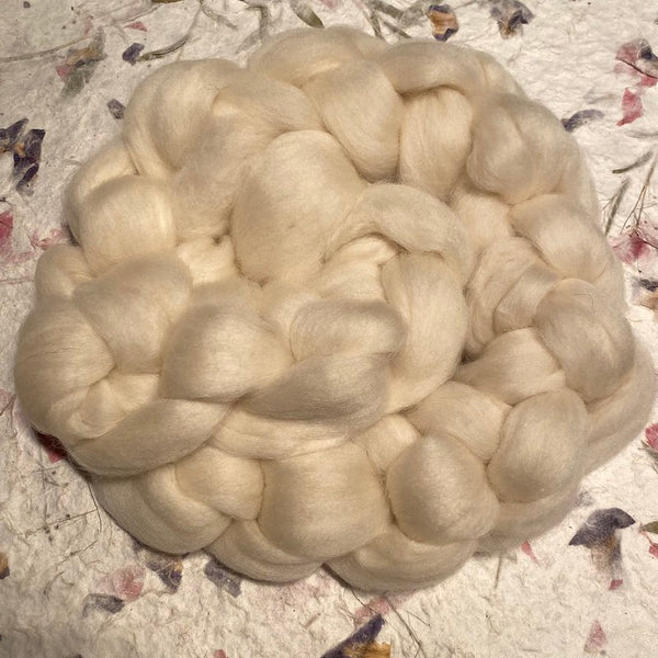 IxCHeL Fibre & Yarns Navajo Churro Tops colourway Natural