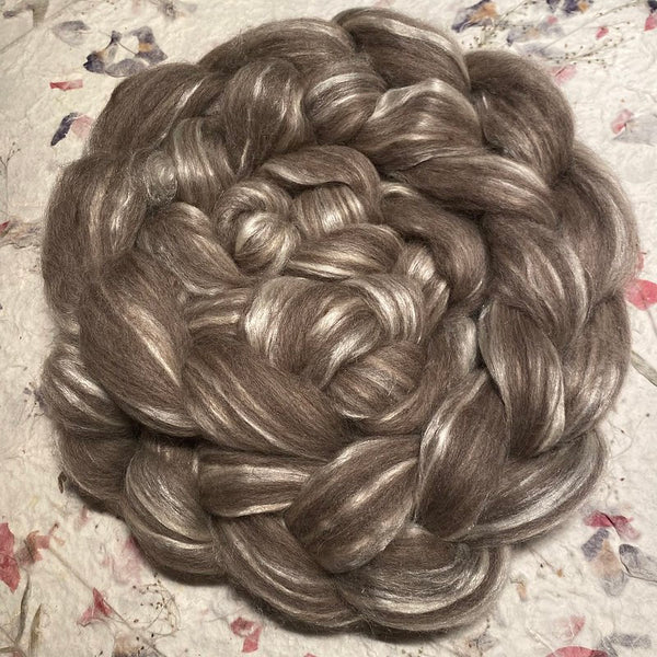 IxCHeL Fibre & Yarns Ouessant BFL Silk Tops colourway Chocolate Swirl