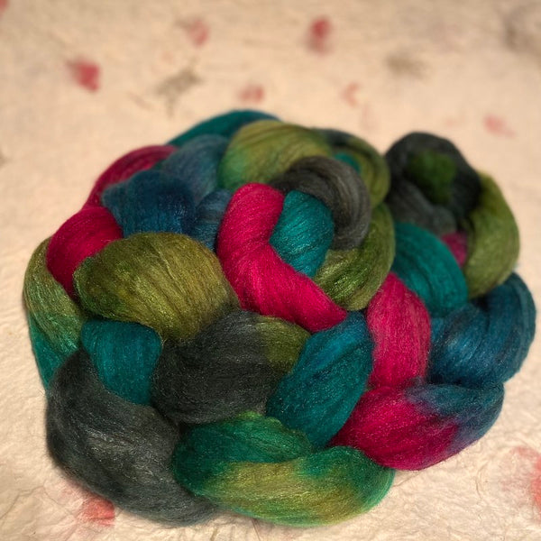 IxCHeL Fibre & Yarns Outlander Tops colourway Craig Na Dun Dance