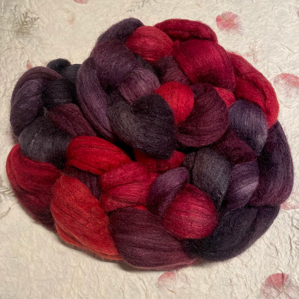 IxCHeL Fibre & Yarns Outlander Tops colourway Dark Secrets