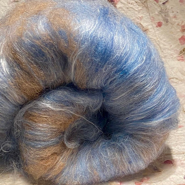 IxCHeL Fibre & Yarns Possum Cashmere Merino Silk Spinning Batts colourway Sky Blue
