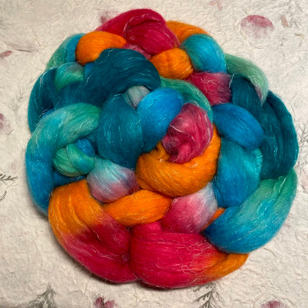 IxCHeL Fibre & Yarns Viva Frida Tops colourway Birds of a Feather