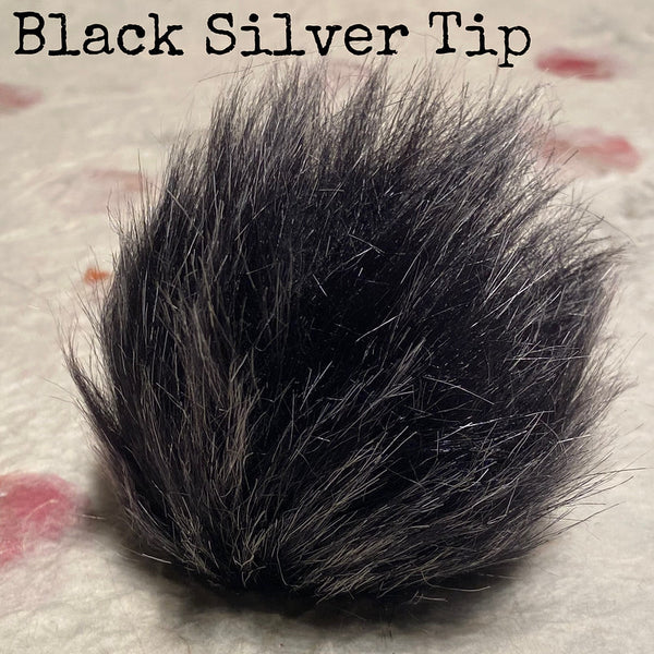 IxCHeL Fibre & Yarns Bunny Butt Pom Poms colourway Black Silver Tip
