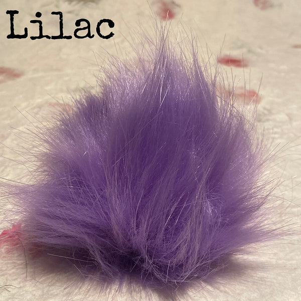 IxCHeL Fibre & Yarns Bunny Butt Pom Poms colourway Lilac