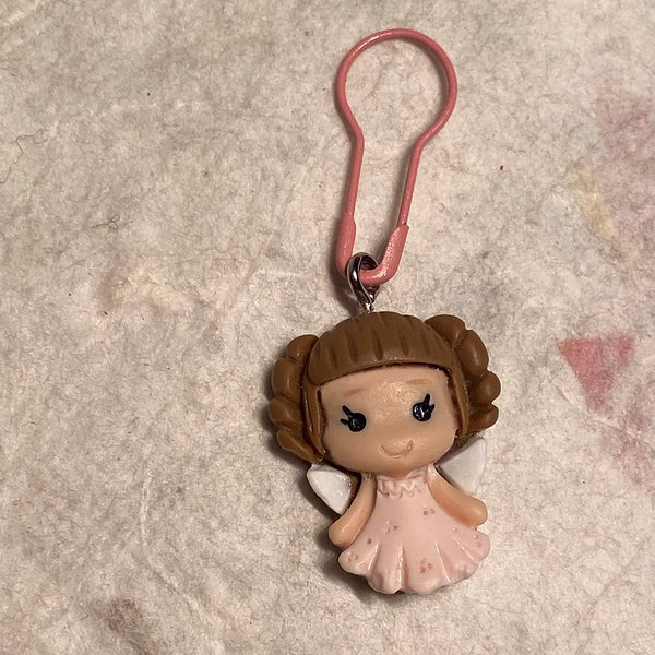 IxCHeL Fibre & Yarns Stitch Marker Fairytale Princess range Close Up