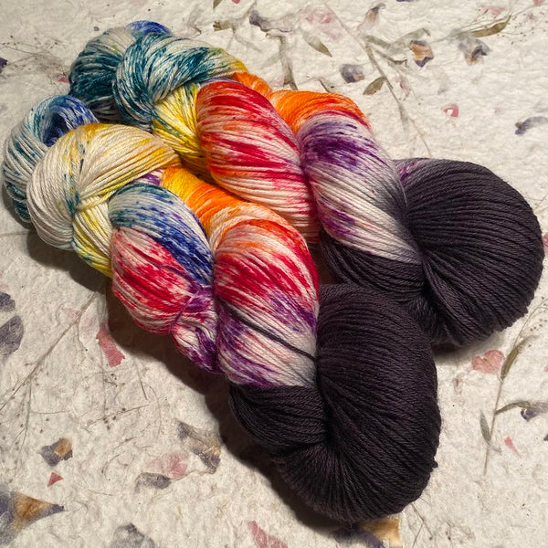 IxCHeL Fibre & Yarns 4ply Sock Yarn colourway Dark Side of the Moon