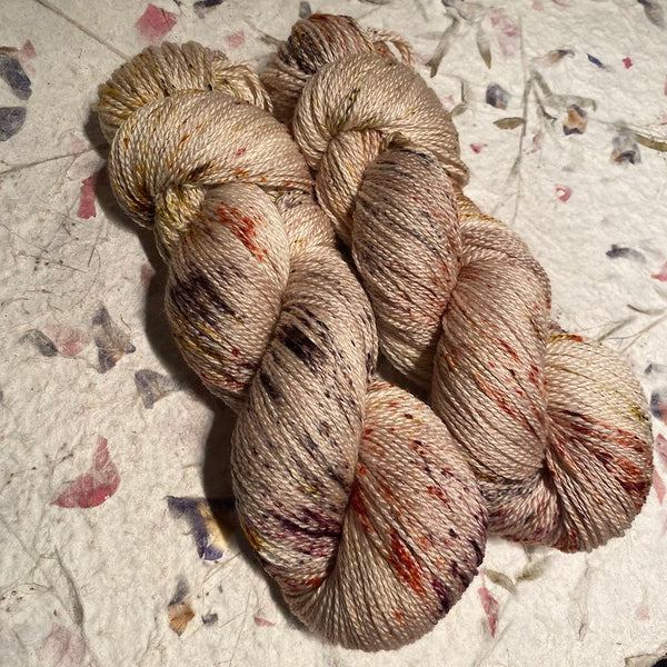 IxCHeL Fibre & Yarns Cashmere Merino Silk 4ply Yarn colourway Autumn Whisper