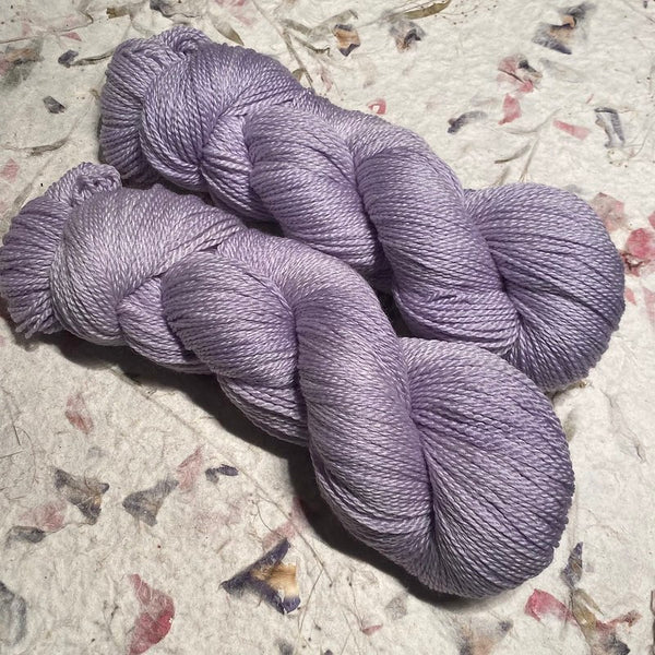 IxCHeL Fibre & Yarns Cashmere Merino Silk 4ply Yarn colourway Periwinkle