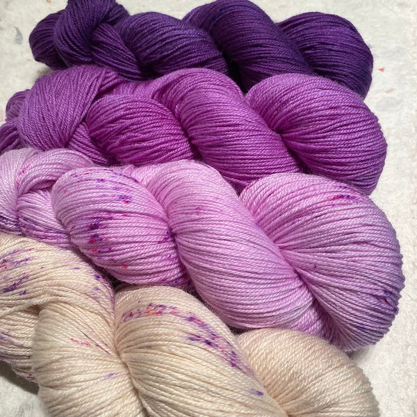 IxCHeL Fibre And Yarns 4ply Sock Yarn Geogradient Set colours of the Magic Coven