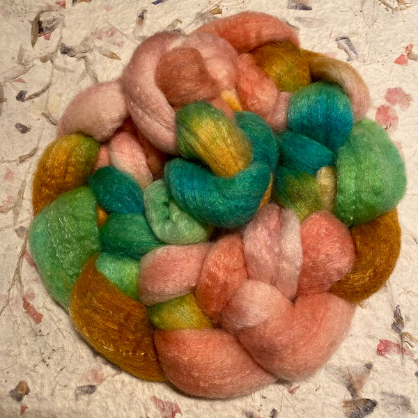 IxCHeL Fibre & Yarns Babydoll Southdown Blend Tops colourway Flying Monkeys