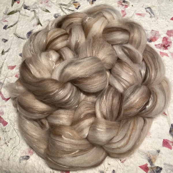 IxCHeL Fibre & Yarns Precious Tops colourway Natural