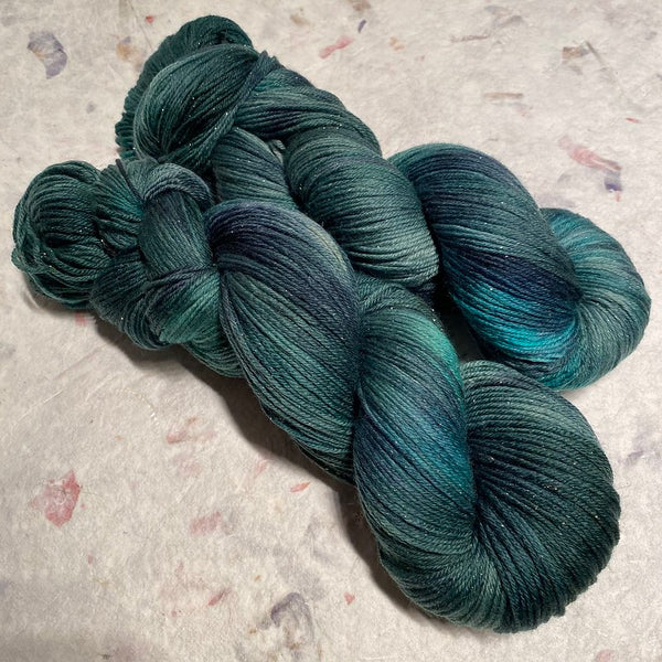 IxCHeL Fibre & Yarns Silver Star 4ply Sock Yarn colourway Werewolf Hunter