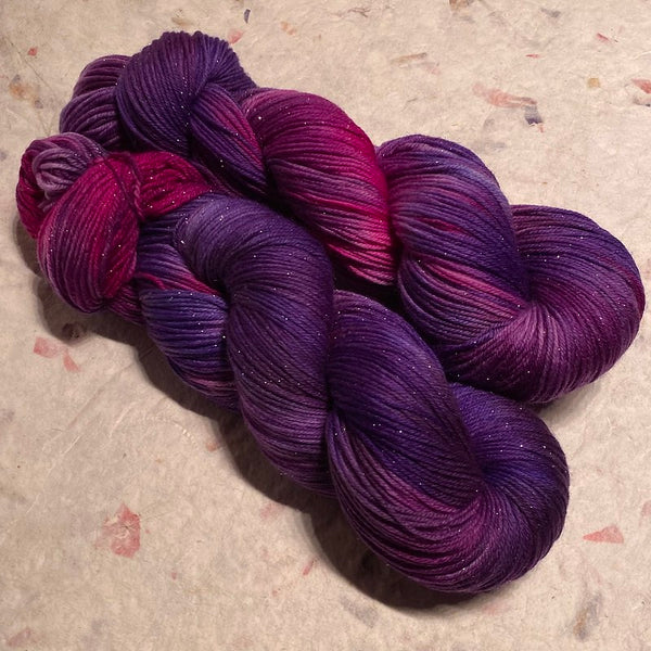 IxCHeL Fibre & Yarns Silver Star 4ply Sock Yarn colourway Witches Brew
