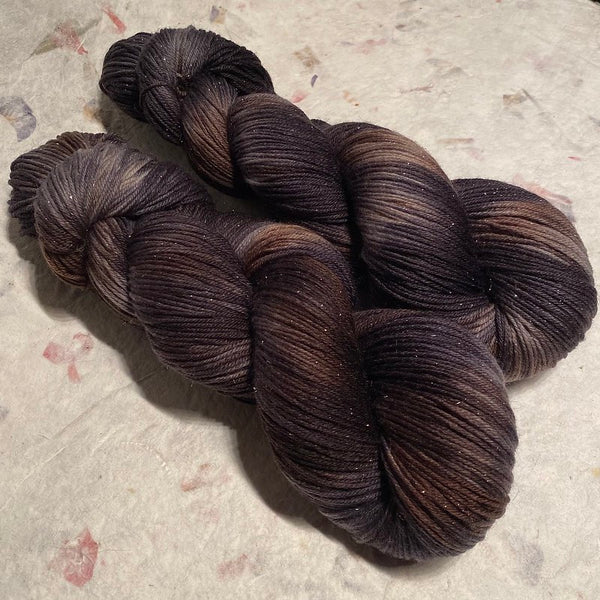 IxCHeL Fibre & Yarns Silver Star 4ply Sock Yarn colourway Zen