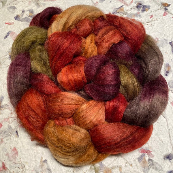IxCHeL Fibre & Yarns Vampire Deer Tops colourway Autumn Leaves