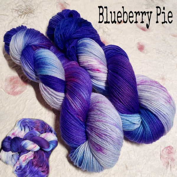 IxCHeL Fibre And Yarns 4ply Sock Yarn colourway Blueberry Pie