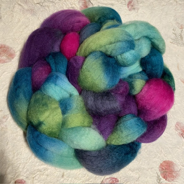 IxCHeL Fibre & Yarns BFL Cashmere Top colourway Wildest Dreams