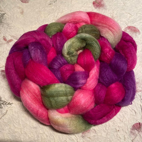 Ixchel Fibre & Yarns Blossom Bunny Tops colourway Rose Garden