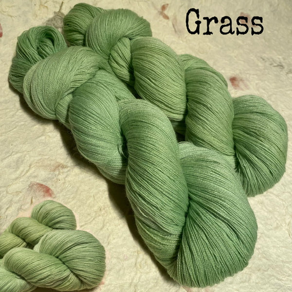 IxCHeL Fibre And Yarns Cashmerino Lace Yarn colourway Grass