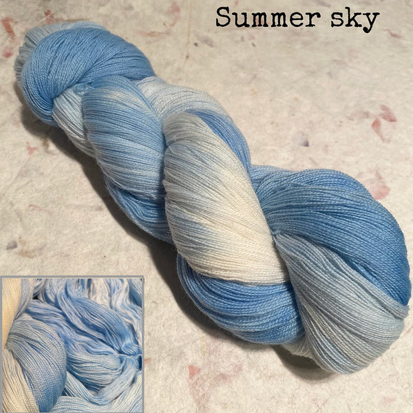 IxCHeL Fibre & Yarns Cashmerino Lace Yarn colourway Summer Sky