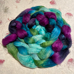 IxCHeL Fibre & Yarns Cashmerino Silk Top colourway Wildest Dreams
