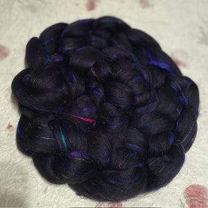 IxCHeL Fibre & Yarns Galaxy Bunny Tops colourway Aquarius