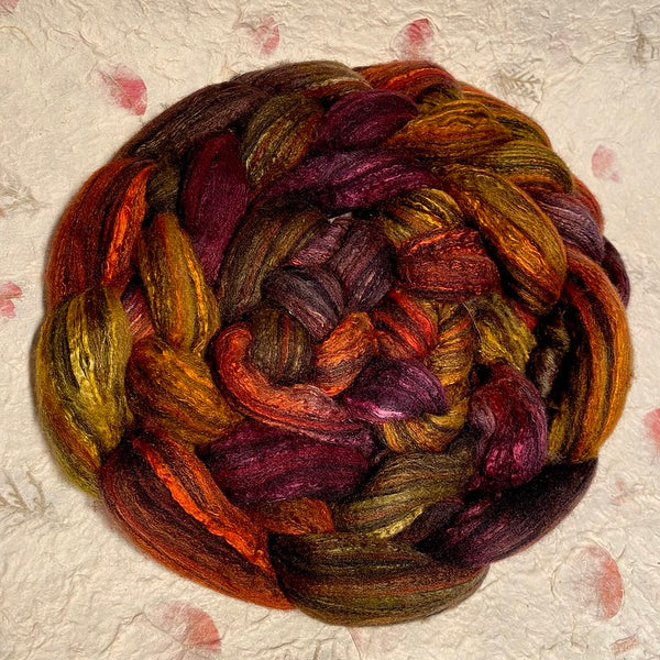 IxCHeL Fibre & Yarns Gothic Tops colourway Emu Love