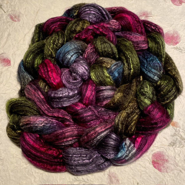 IxCHeL Fibre & Yarns Gothic Tops colourway Moss Fairy