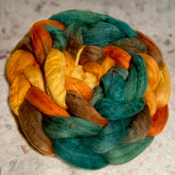 IxCHeL Fibre And Yarns Machu Picchu Tops colourway Hobbiton 