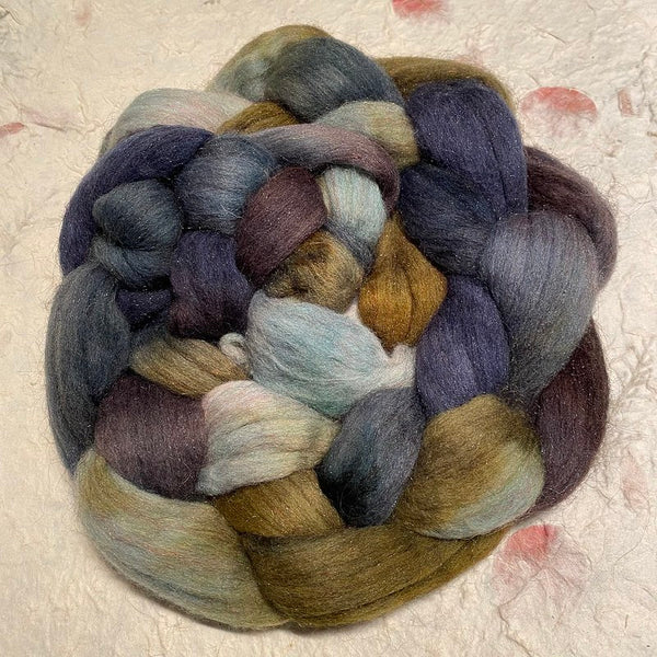 IxCHeL Fibre & Yarns Magic Tops colourway Bog Witch