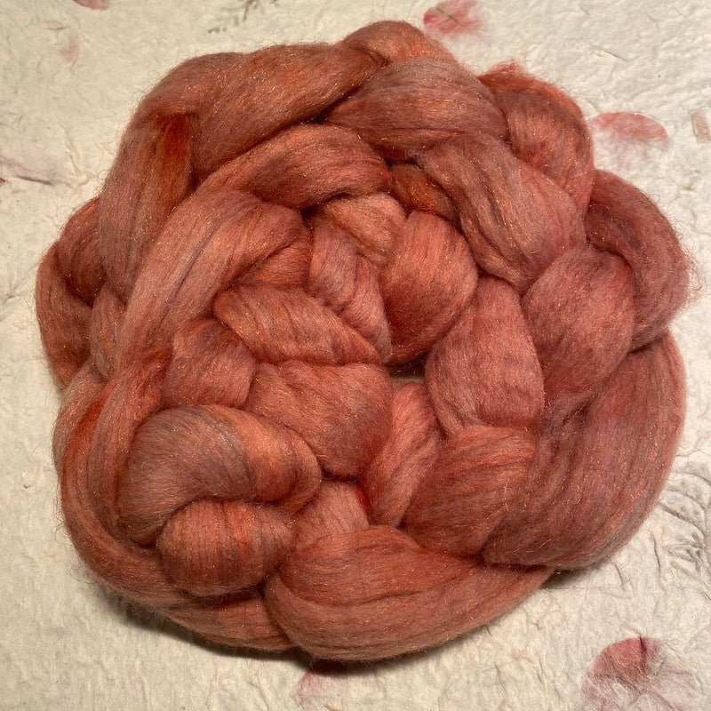 IxCHeL Fibre & Yarns Magic Tops colourway Coral