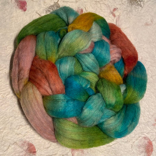 IxCHeL Fibre & Yarns Magic Tops colourway Ooey Gooey