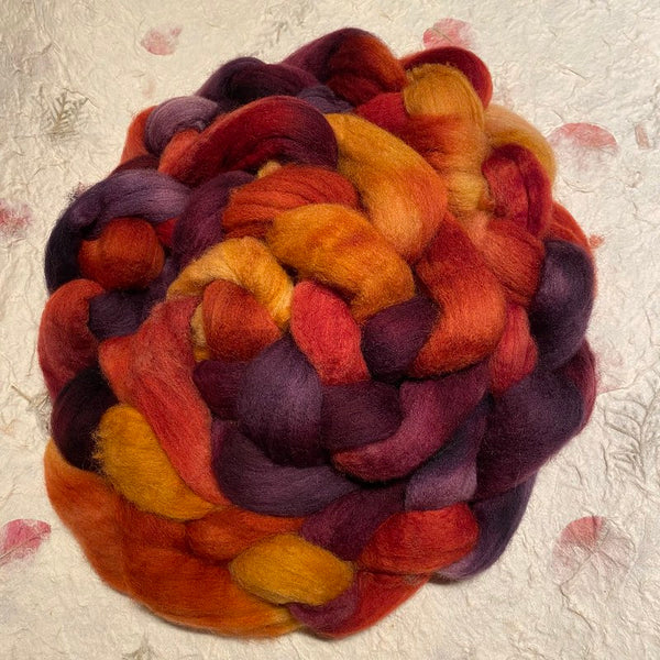 IxCHeL Fibre & Yarns Mithril Merino Tops colourway Autumn Fire