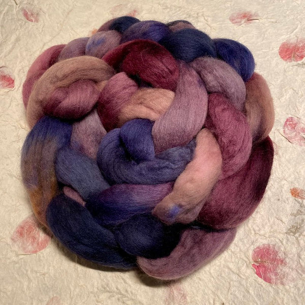 IxCHeL Fibre & Yarns Navajo Churro Tops colourway Dark Winds