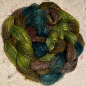 IxCHeL Fibre & Yarns Romanov Blend Tops colourway Green Fairy