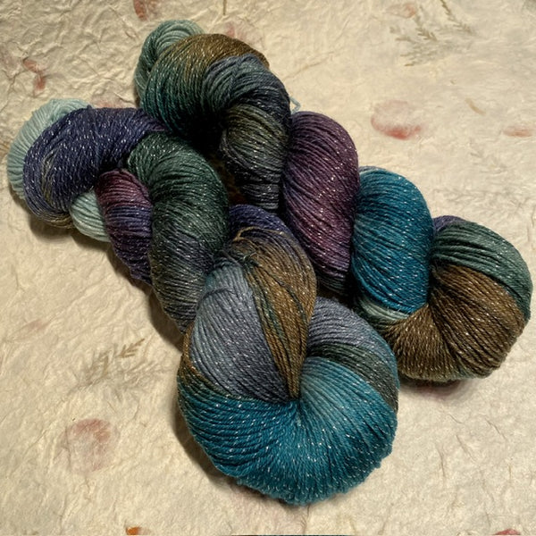 IxCHeL Fibre And Yarns Sparkle Merino 4ply Sock Yarn colourway Fangorn