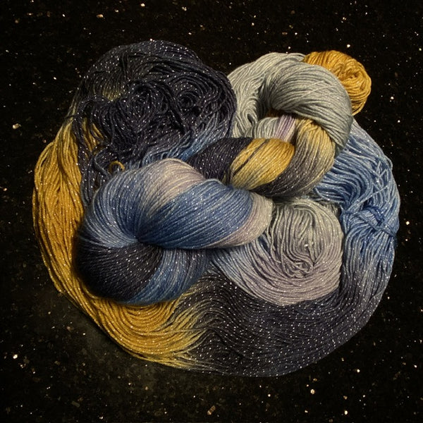 IxCHeL Fibre And Yarns Sparkle Merino 4ply Sock Yarn colourway Lothlorien